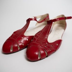 Vintage Red “Olof” flats size 9